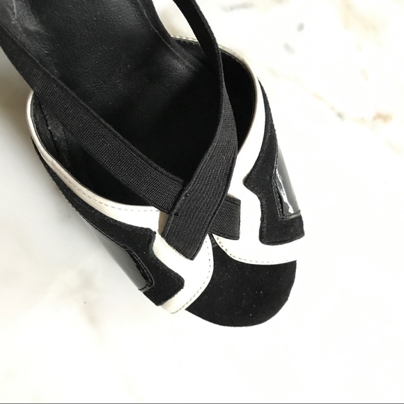 Trouve Patent Round Heel Colorblock Sandals - Picture 6 of 7